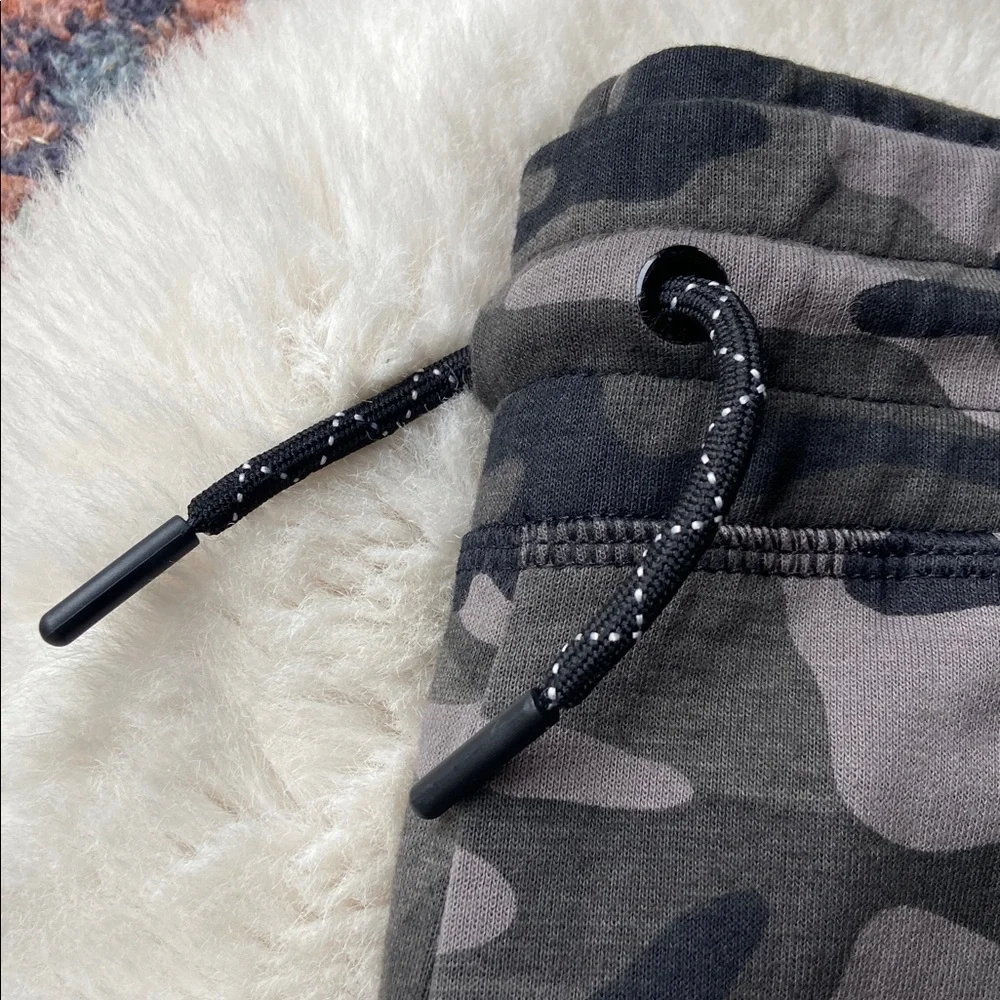 Gap Fit boys grey & black camo jogger sweat pant athletic sporty kids XL 12